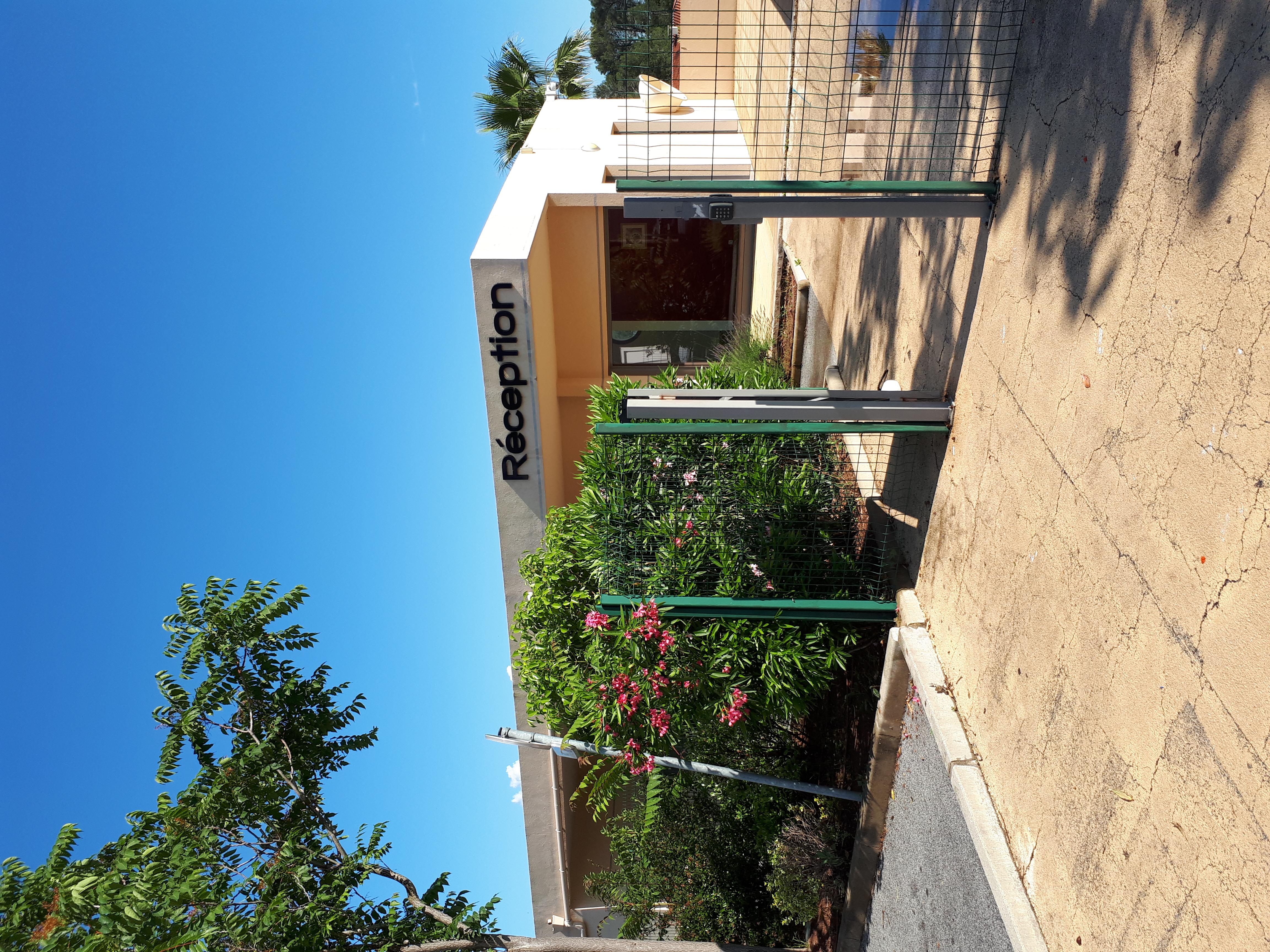 Les Parasols D'Argens Roquebrune-sur-Argens Exterior foto